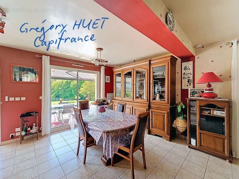 Maison à CORMEILLES