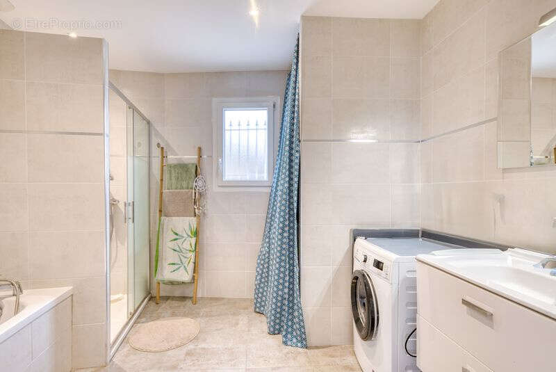 Appartement à TOUSSIEU