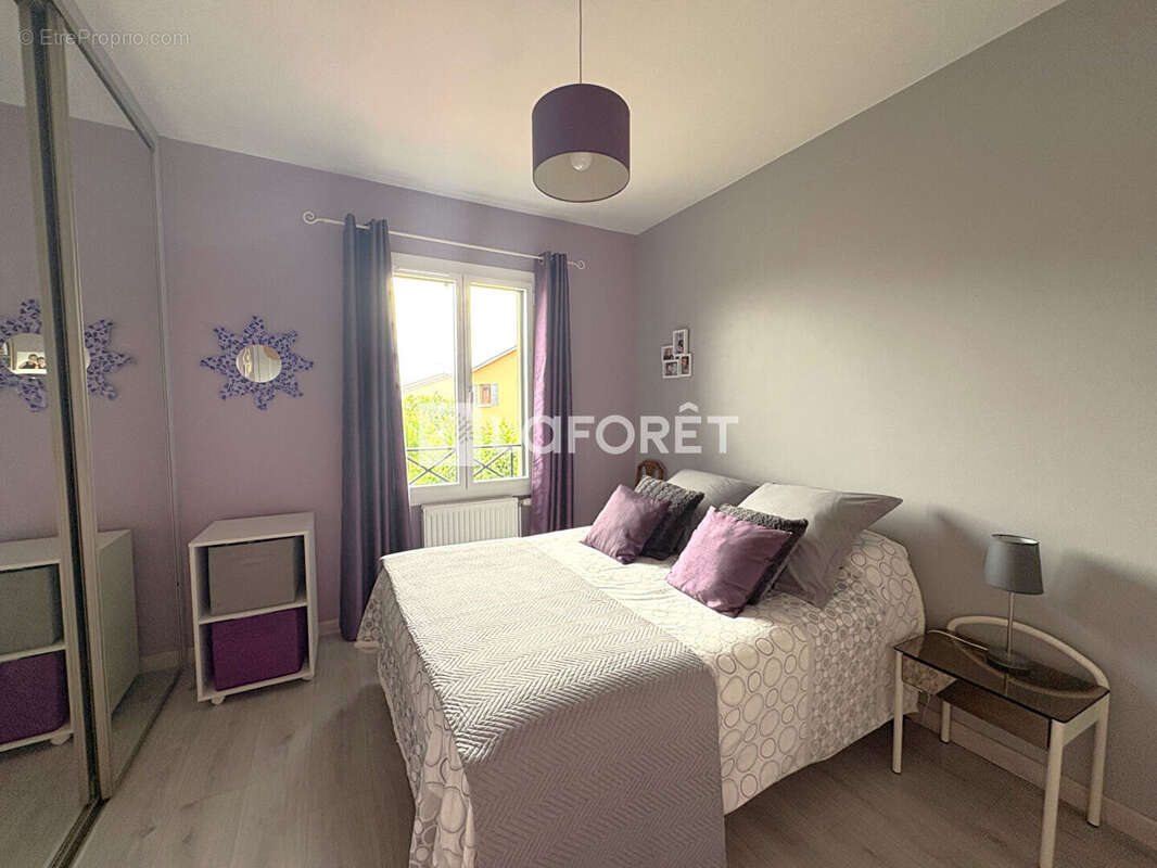 Maison de 126 m², avec piscine à TALUYERS - photo 4