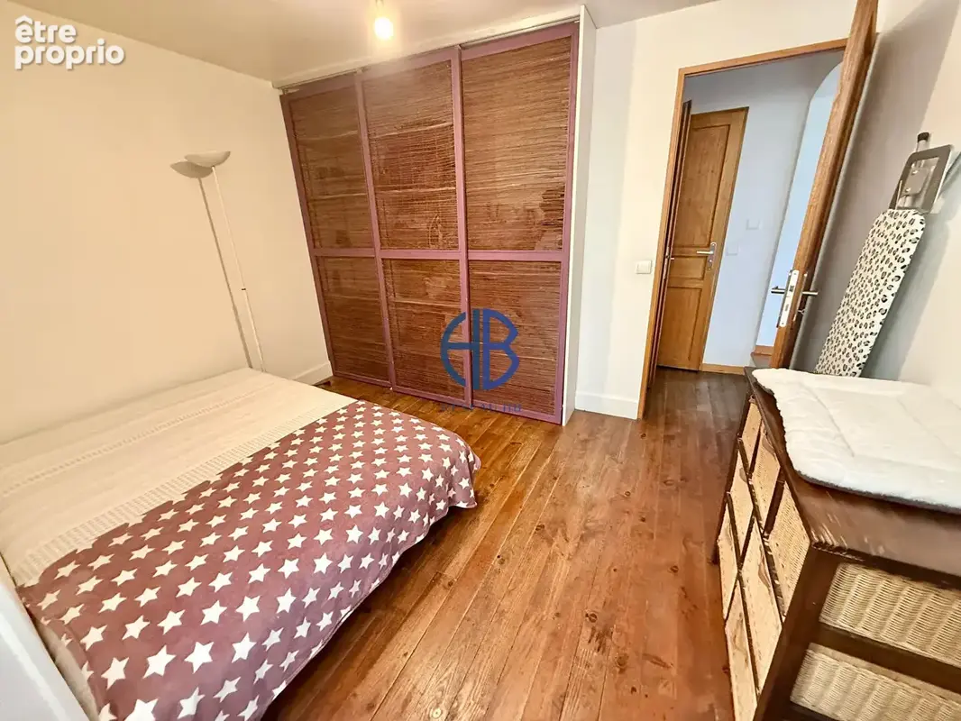 Appartement  pièce à vivre ouverte 2/3 chambres + 30 m2 de combles - photo 7