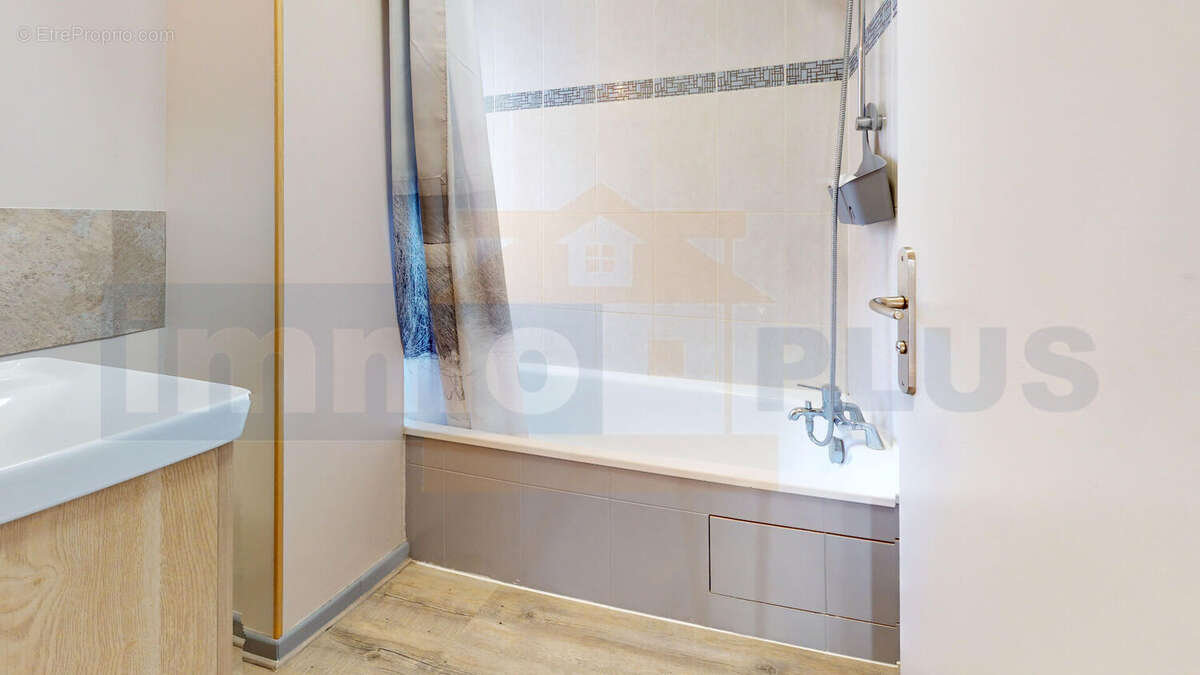 Maison à BOIS-D'ARCY