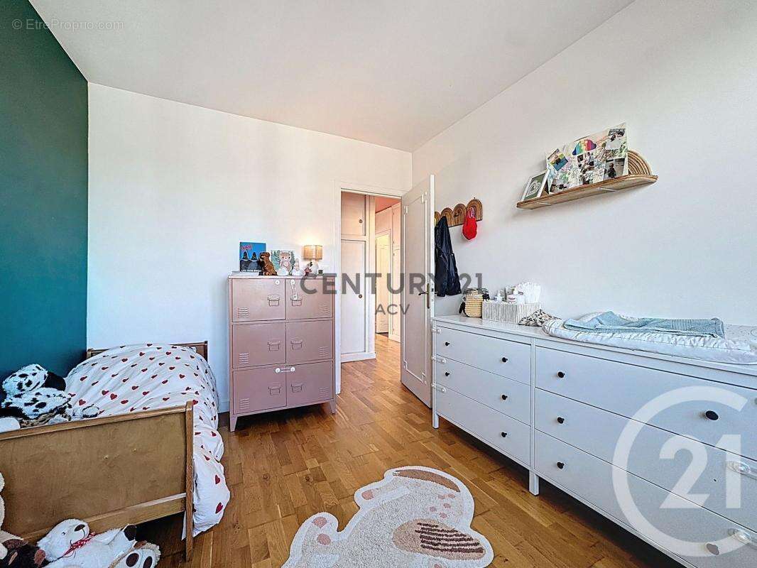 Appartement à MAISONS-ALFORT