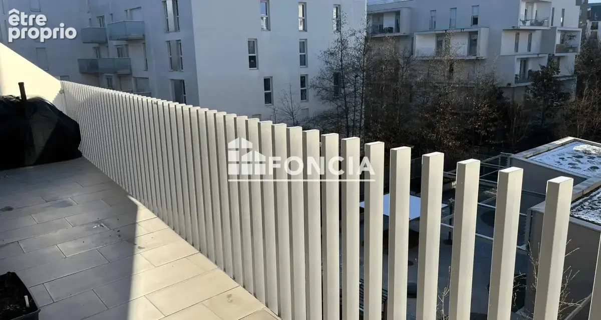 T3 - 2 chambres - balcon - photo 2