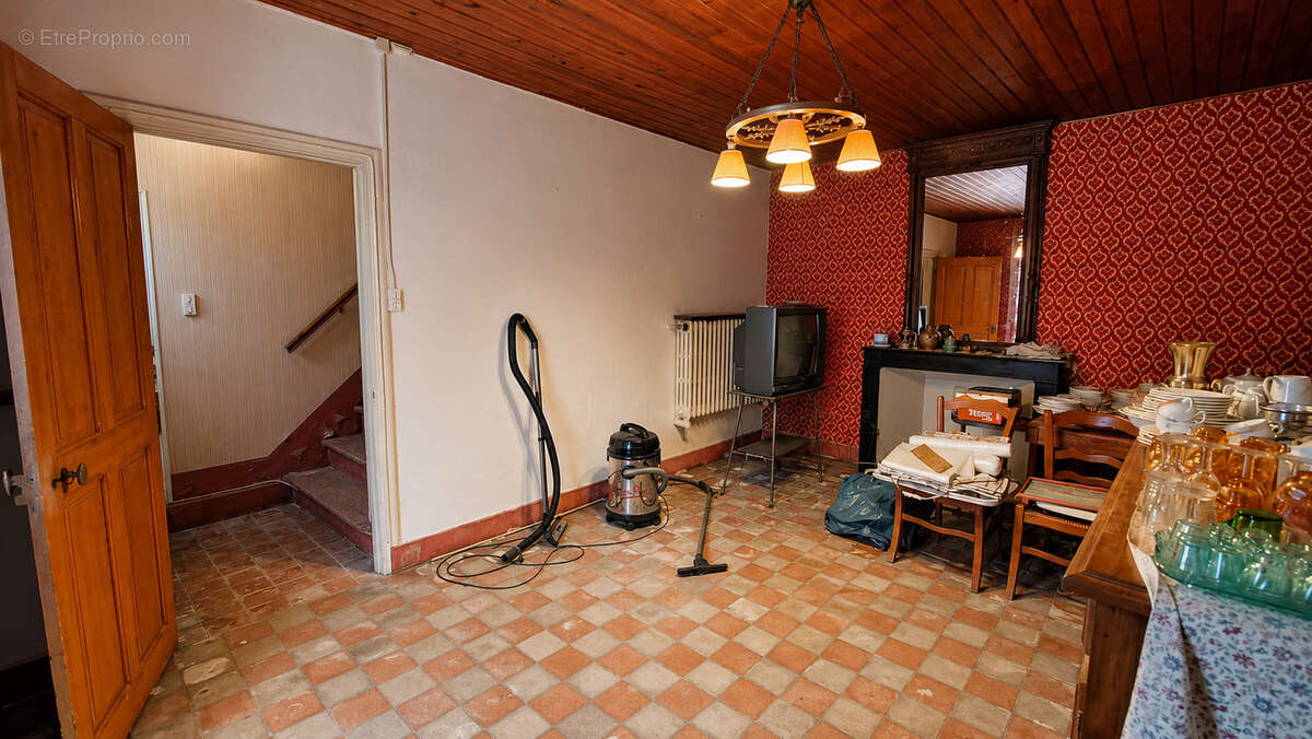 Maison de village + terrasse - photo 9