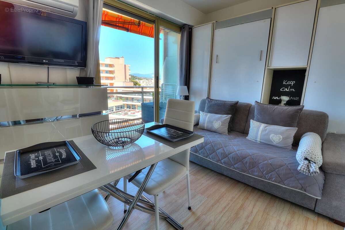 Appartement à CAGNES-SUR-MER