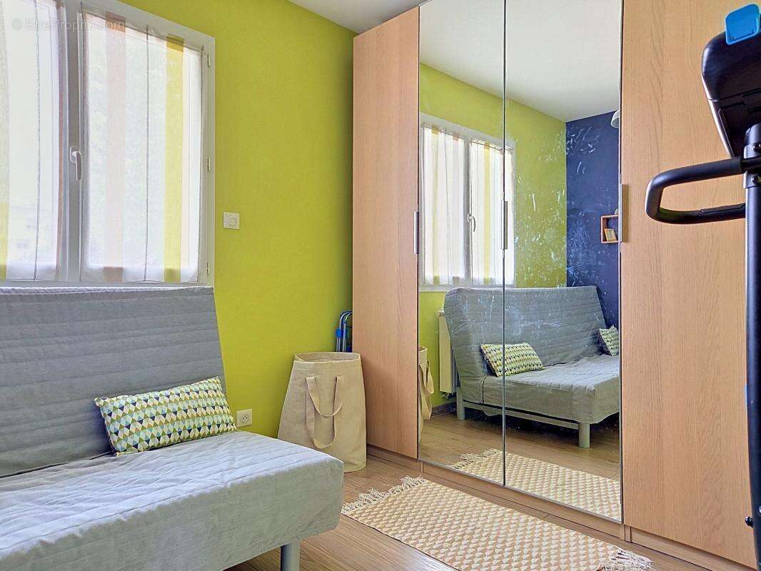 Maison - 4 Chambres - Jardin - Terrasse - Garage - Proche commodités - photo 13