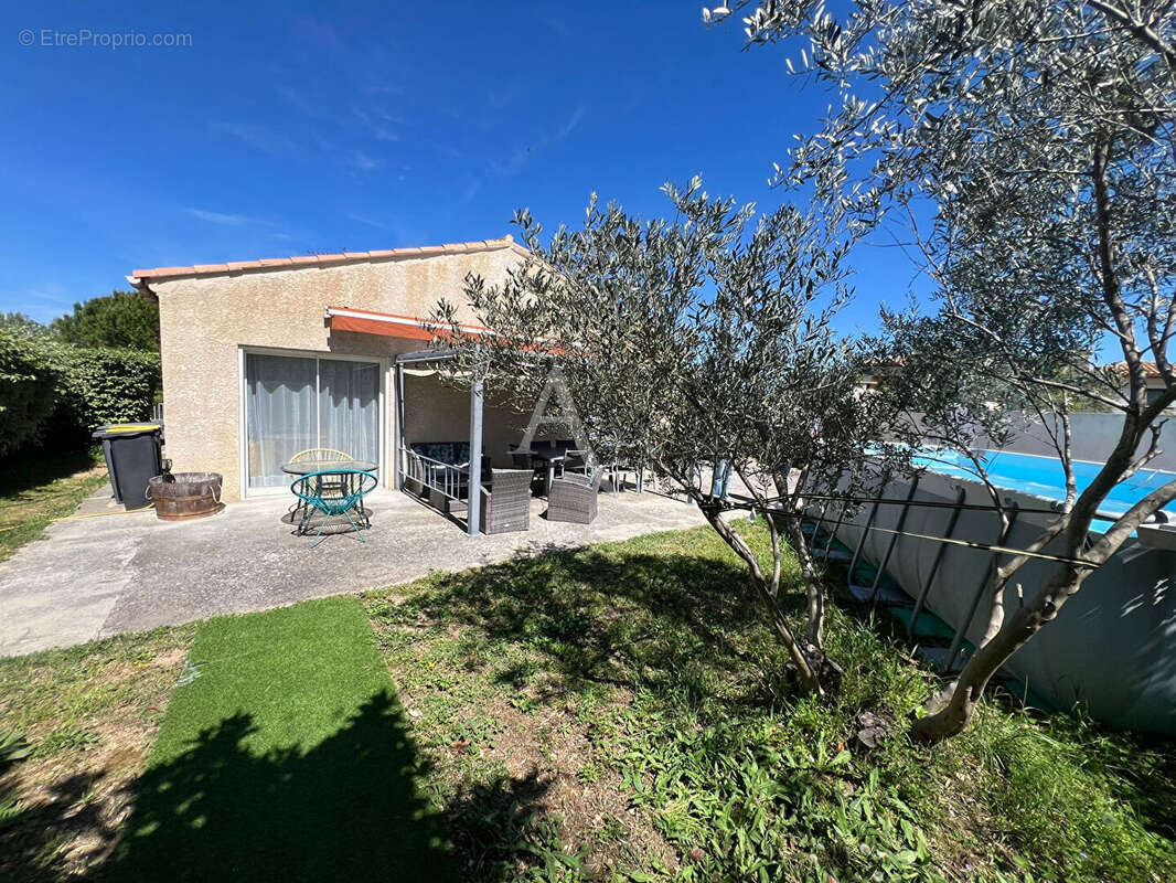 Maison Fabrègues 195 m² avec T2 indépendant de 62 m² - Garage de 60 m²-Grand terrain - photo 16