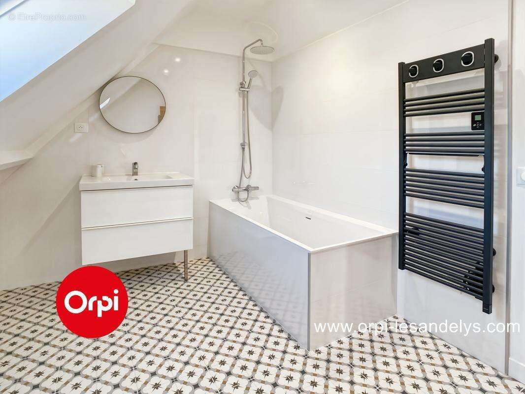 Les Andelys Centre-Ville – Superbe loft de caractère de 170 m² - photo 13