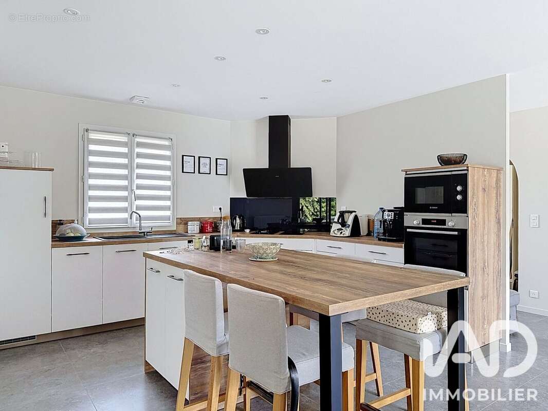 Maison 130 m² à Petosse  - photo 5