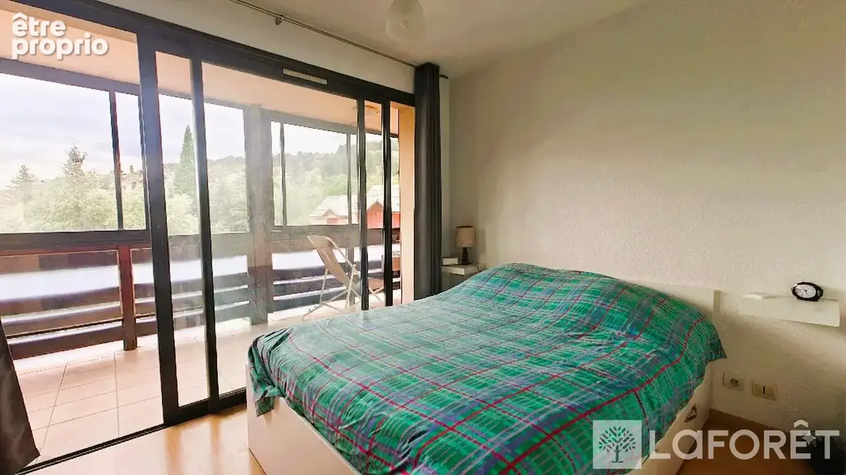 ** appartement type 3 + cave - embrun - 3 pièces - photo 5