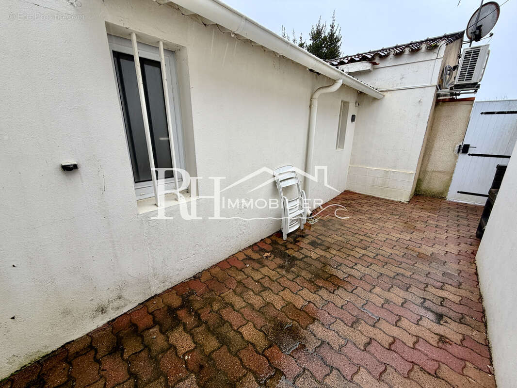 Maison T3 - La Gachère - photo 8