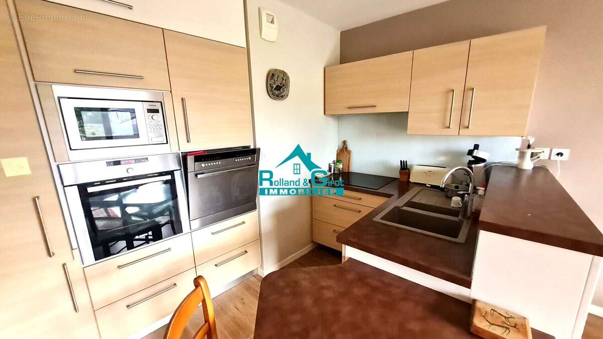 Appartement à LIFFRE