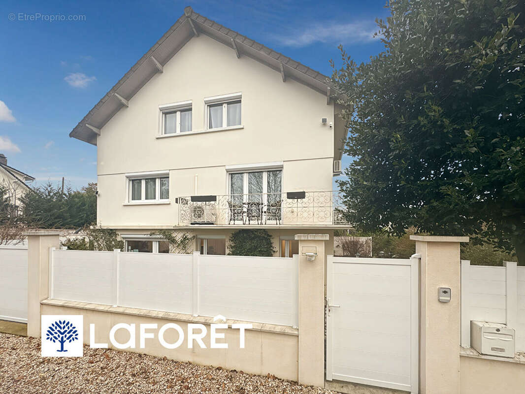 Maison à MORSANG-SUR-ORGE