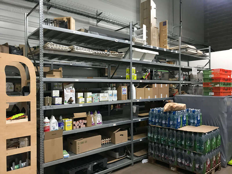 Commerce à LA TESTE-DE-BUCH