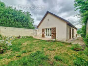 Maison à SAINT-ETIENNE-DU-ROUVRAY