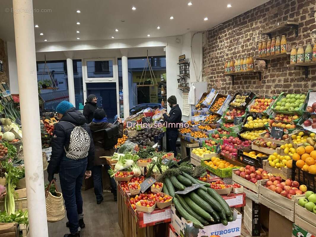 Commerce à PARIS-18E