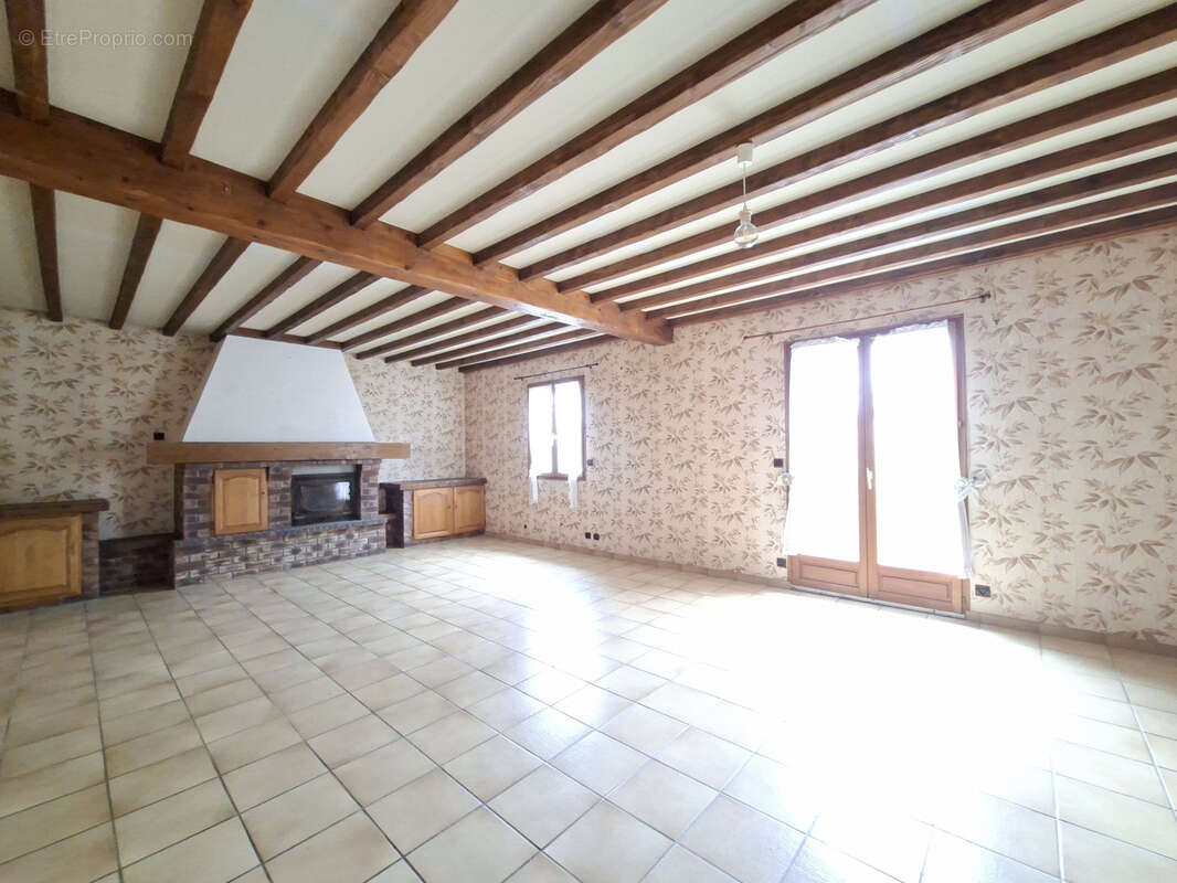 Maison à BELLOY-SUR-SOMME