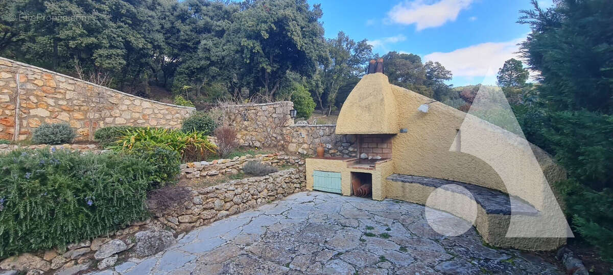 Maison à TOURTOUR