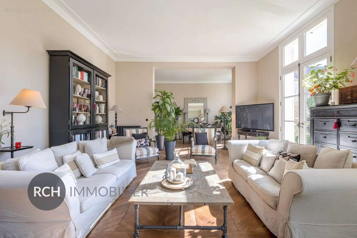 Maison à MONTFORT-L'AMAURY