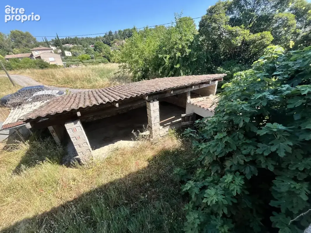 Maison avec dépendance agricole et terrain - photo 7