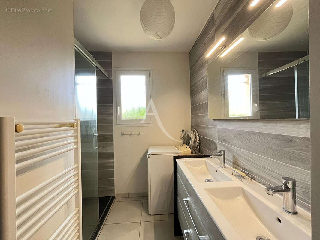 Maison récente avec 3 chambres à 10 minutes de Gémil ! - photo 11
