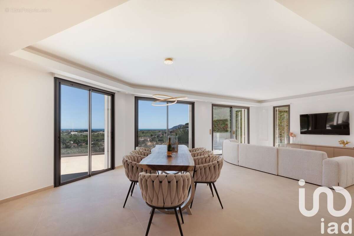 Photo 9 - Maison à MANDELIEU-LA-NAPOULE