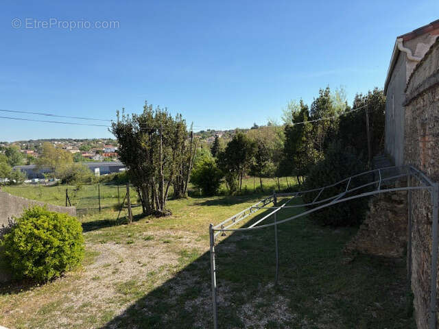 Appartement à SAINT-CHRISTOL-LES-ALES