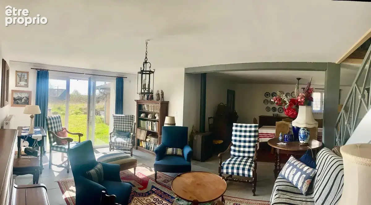 Maison 15 pièces 350 m² à vendre à Luxeuil-Les-Bains (70300) - photo 2