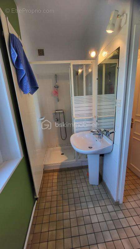 Maison à SAINT-SEVER-CALVADOS