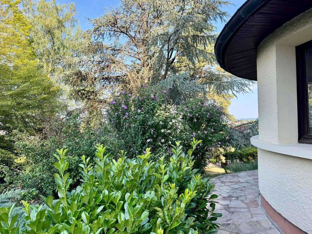 Vente superbe villa, 7 pièces, 188 m2, sur terrain de 16,70 ares avec piscine LURE - photo 29