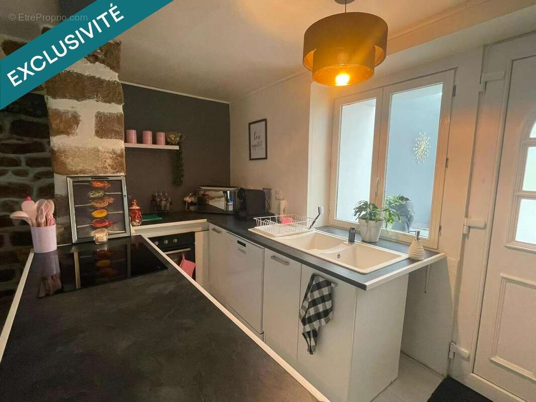 Photo 3 - Maison à LA POUGE
