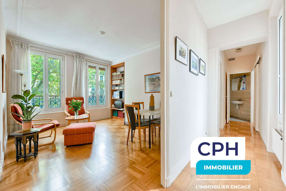 Appartement à PARIS-18E