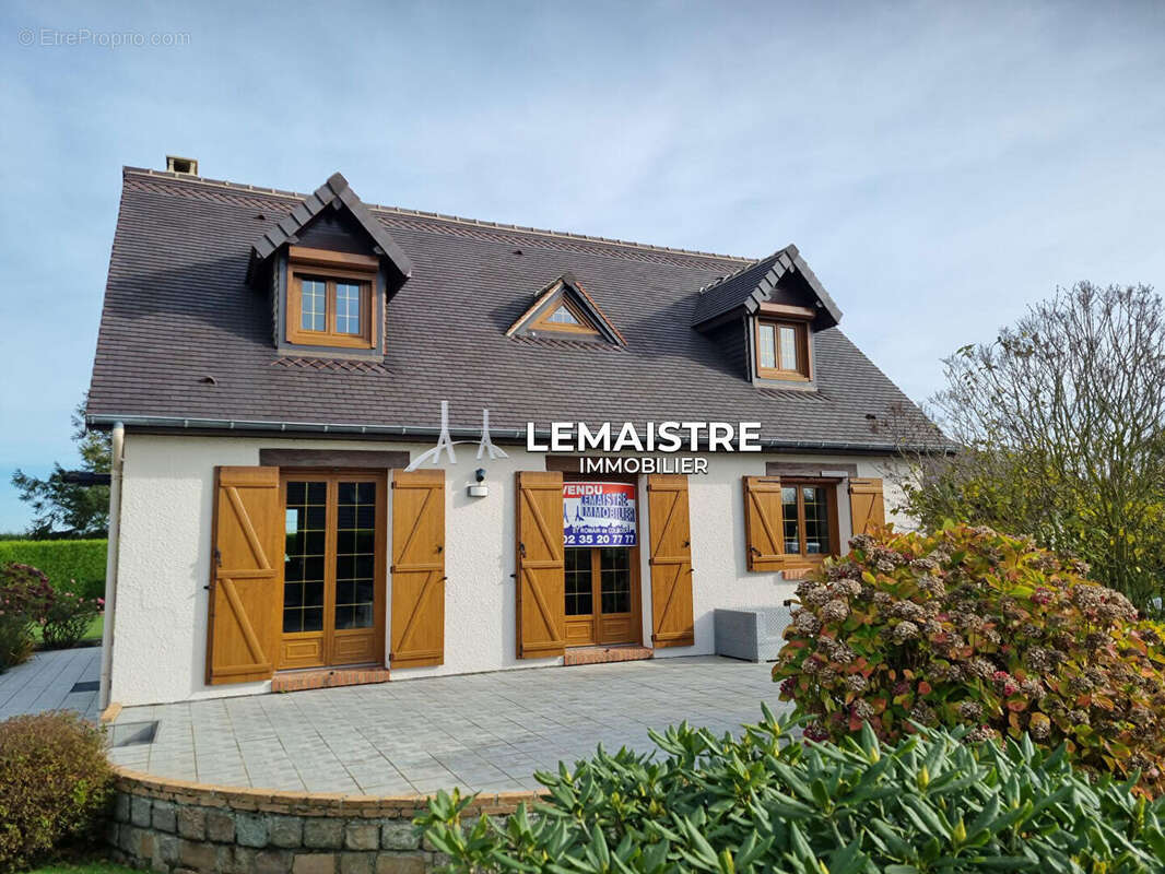 Maison à SAINT-ROMAIN-DE-COLBOSC