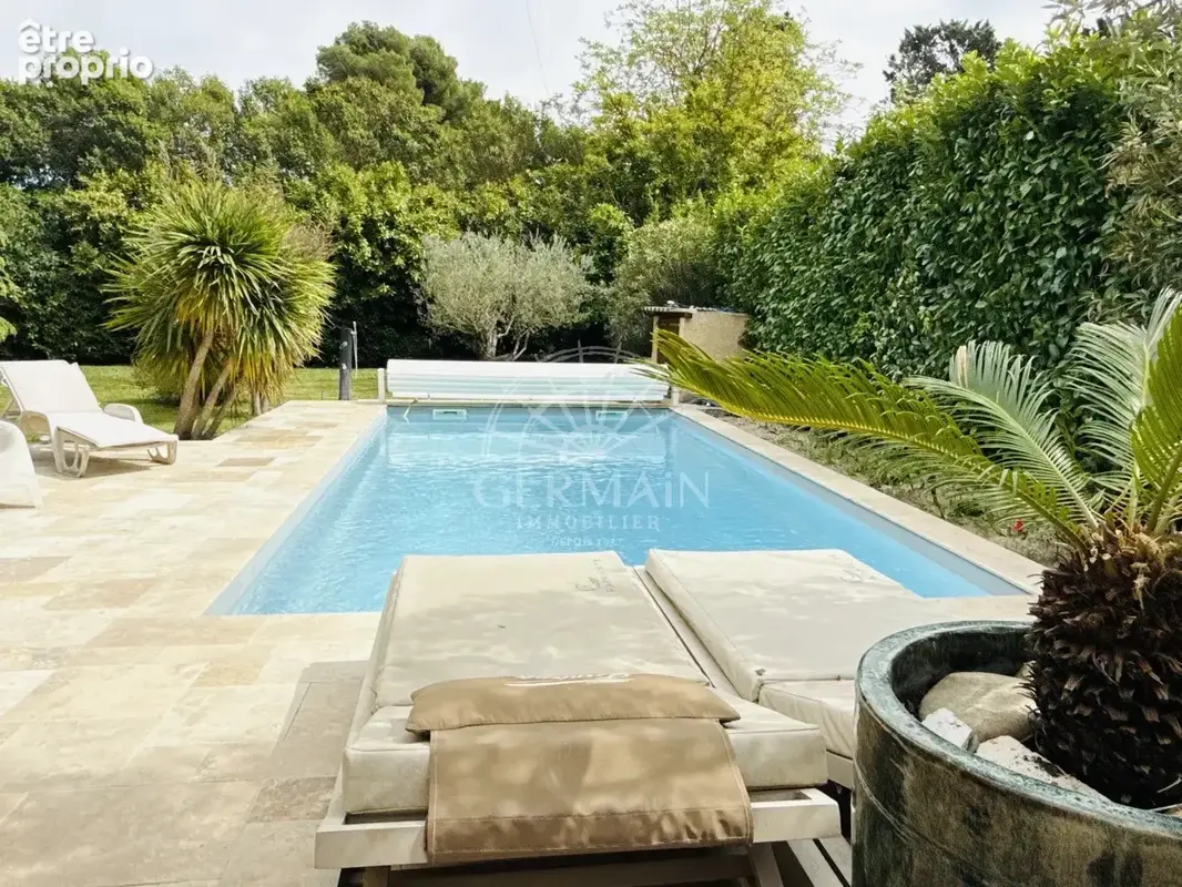 L'Isle-sur-la-Sorgue, à vendre, charmante maison de 105 m² avec piscine et deux garages sur un terrain clos de 1000 m². - photo 16