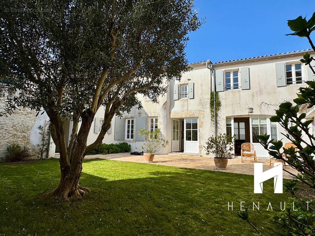 Maison à LA COUARDE-SUR-MER