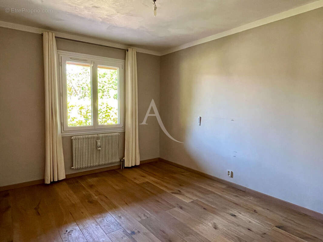 Maison  familiale 4 pièce(s) 110m2, proche Bordeaux et commodités. - photo 10