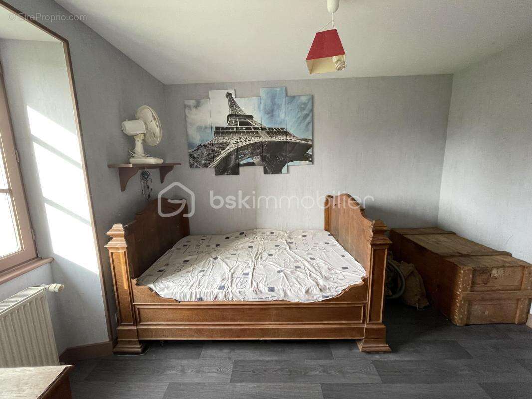 Maison à LA TRIMOUILLE