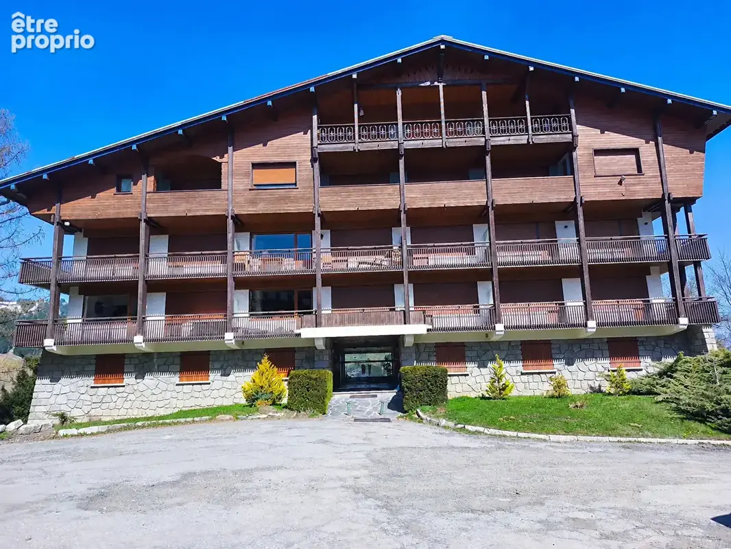 Appartement à DEMI-QUARTIER