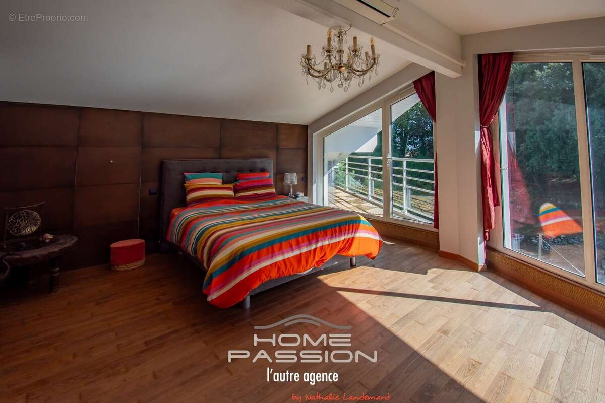 Maison à SAINT-GEORGES-DE-DIDONNE