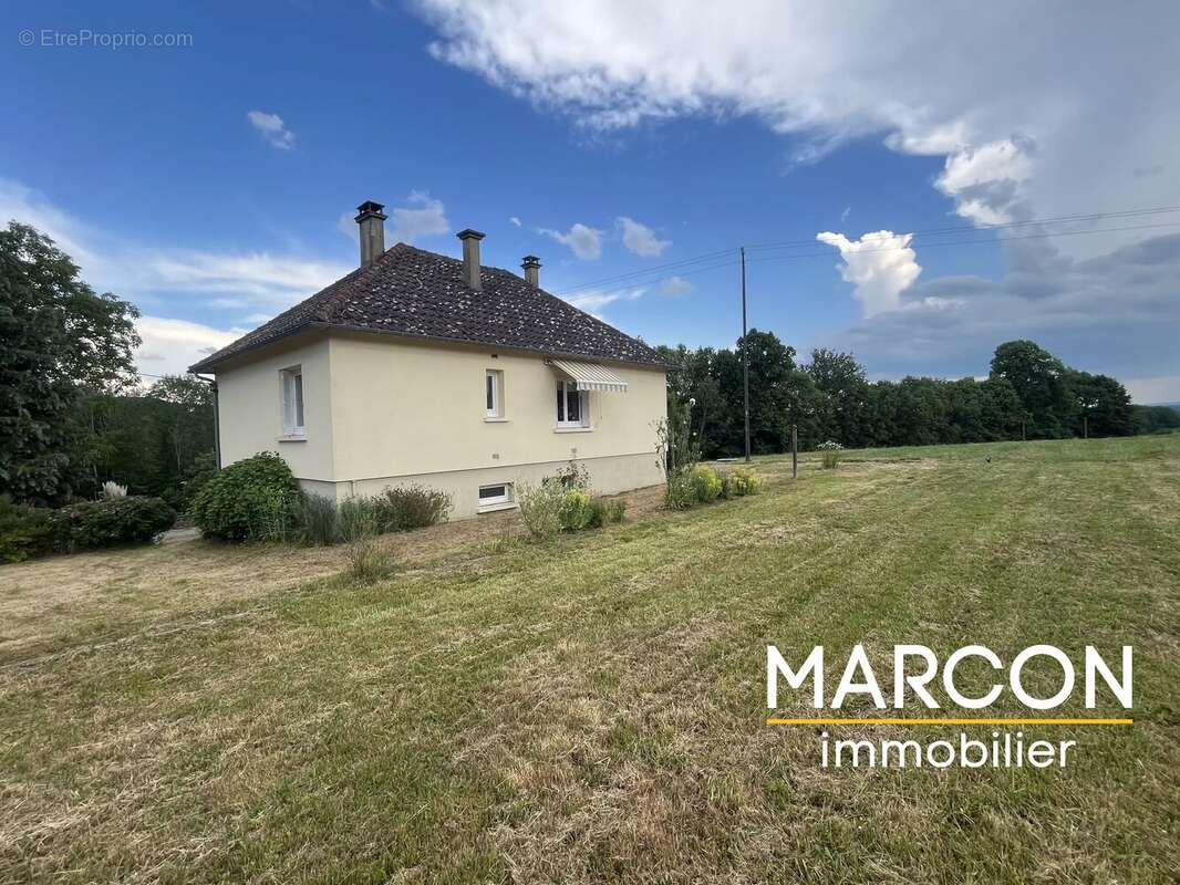 Maison à AUBUSSON