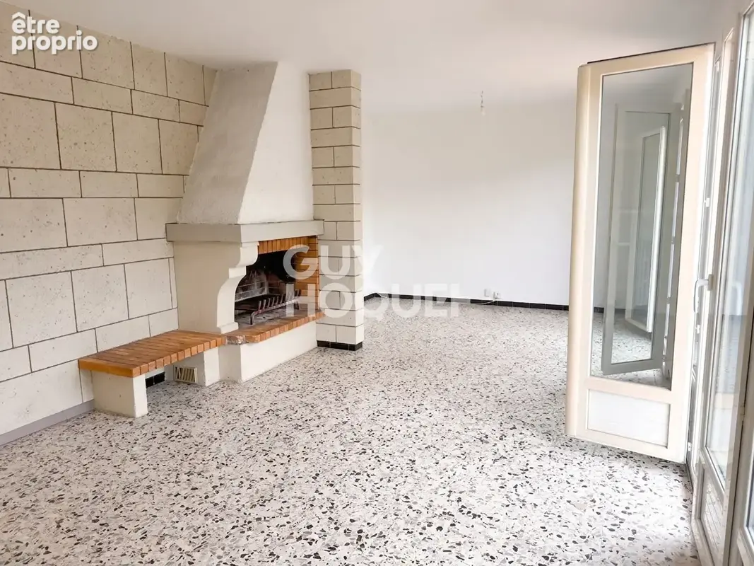 Charmante maison 4 pièces à vendre à Avignon - Lumineuse et calme avec garage et climatisation - photo 2