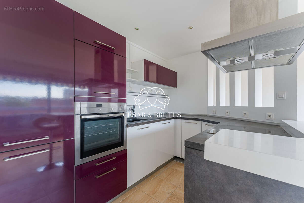 Appartement à LYON-6E