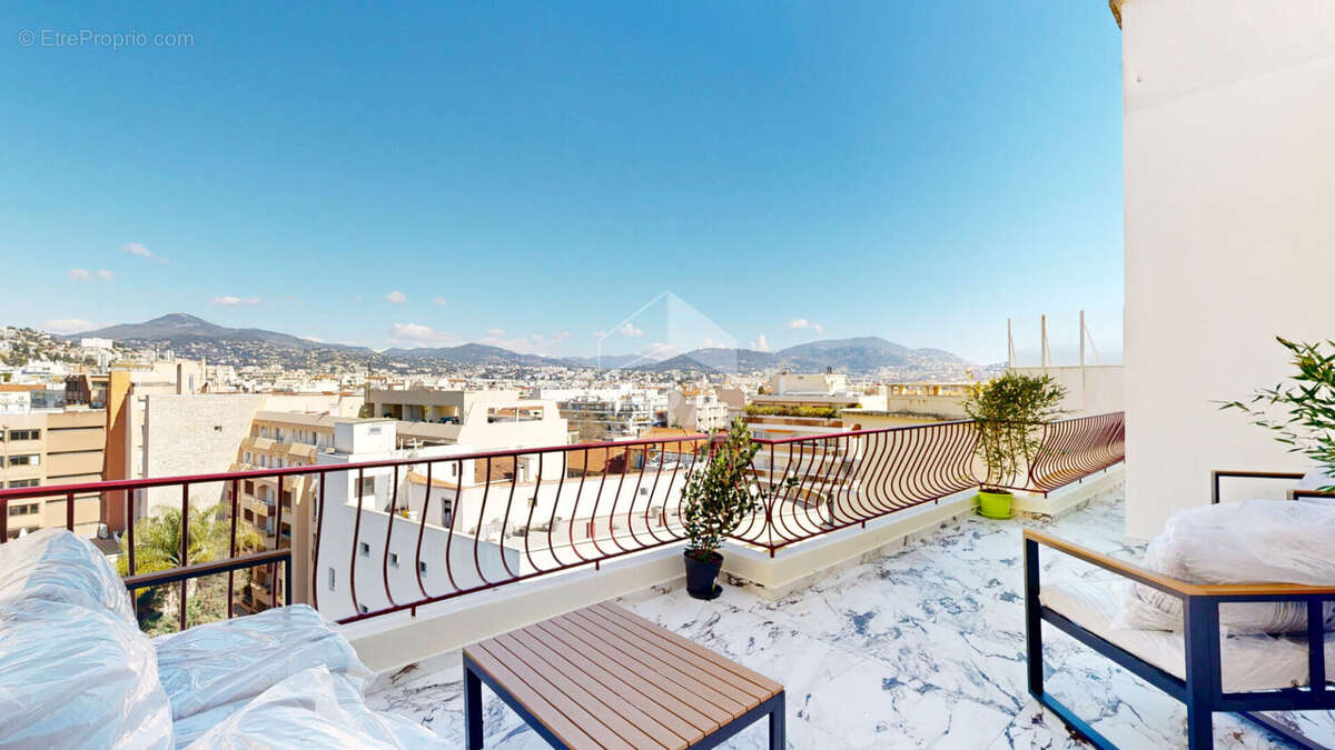 Appartement à NICE