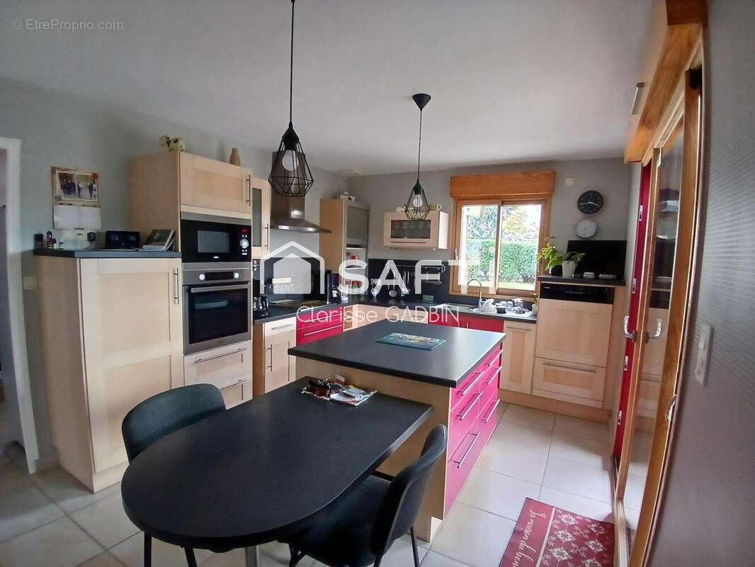 Photo 5 - Maison à COMBREE