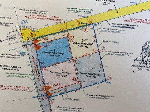 Terrain à MEZIDON-CANON