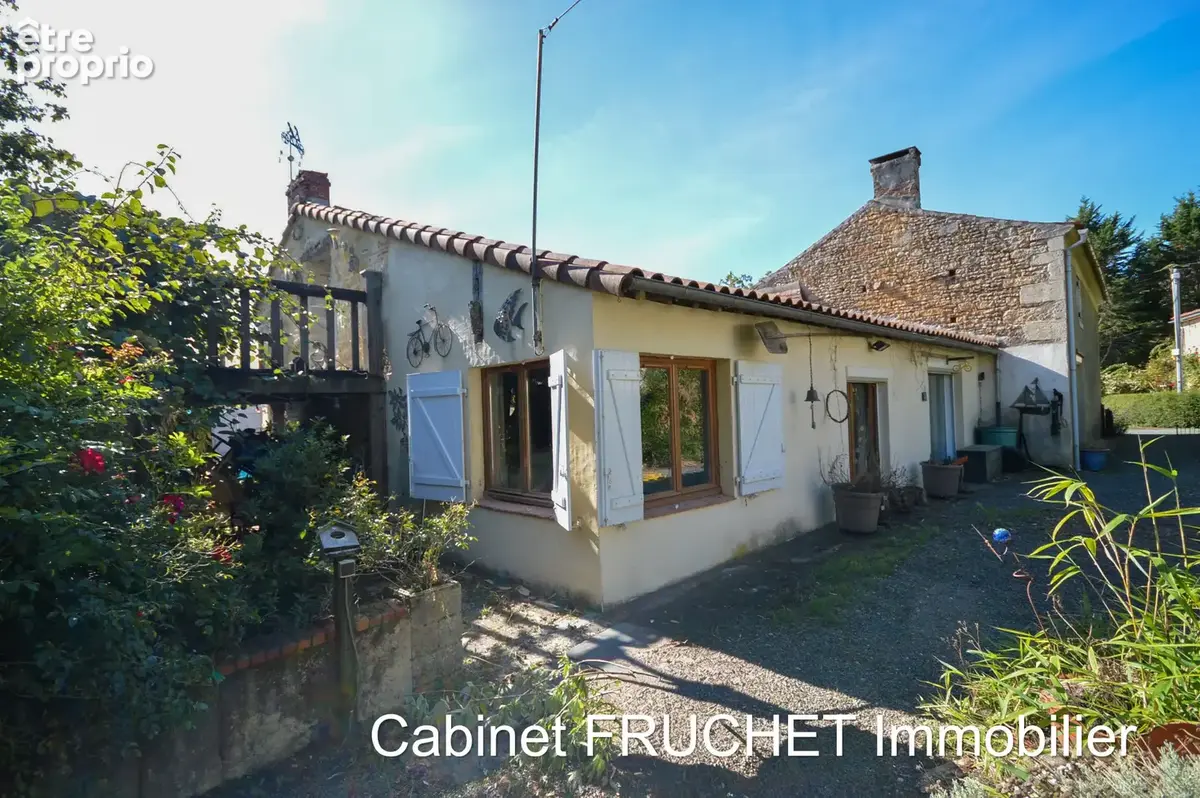 Photo Maison à La Caillere-Saint-Hilaire au prix de 159 000€