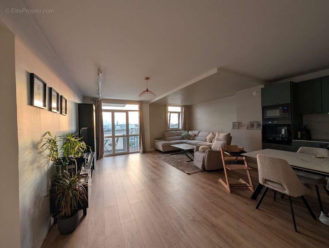 Appartement à BOIS-COLOMBES