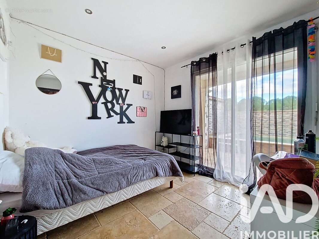 Maison 110 m² à Paulhan  - photo 8