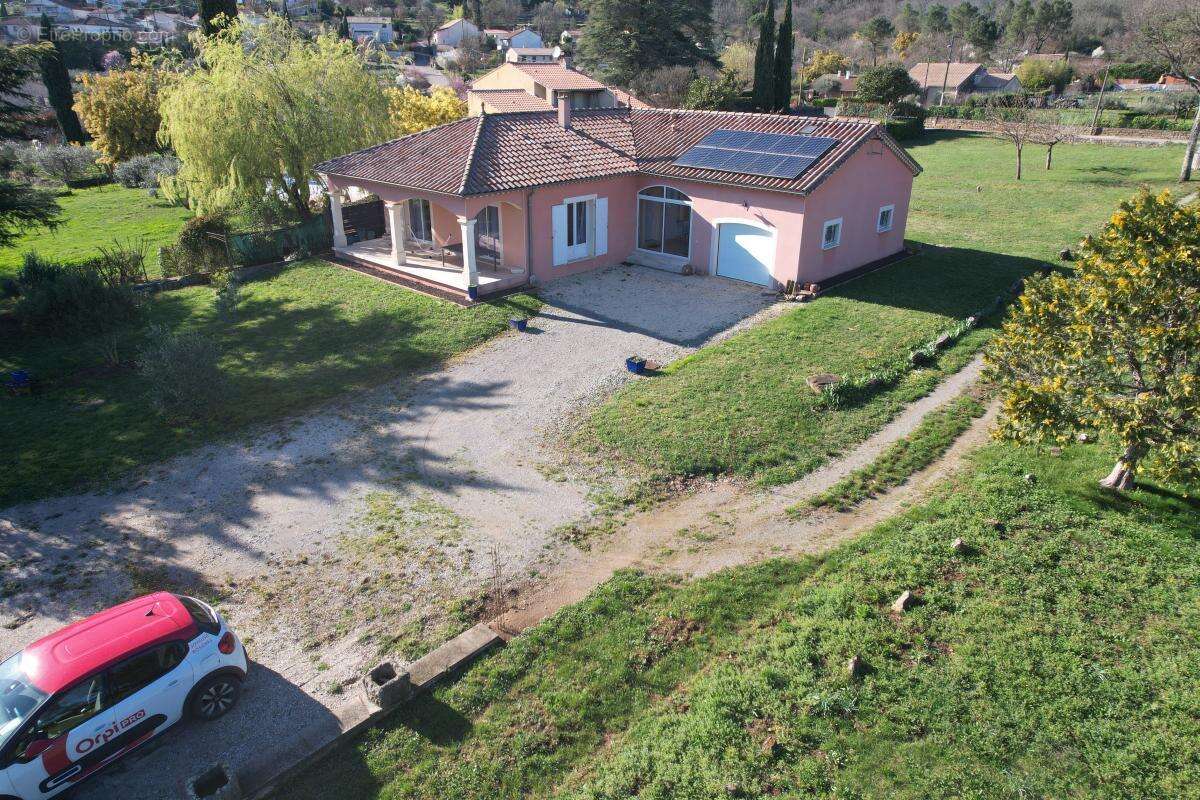 Maison à LAURAC-EN-VIVARAIS