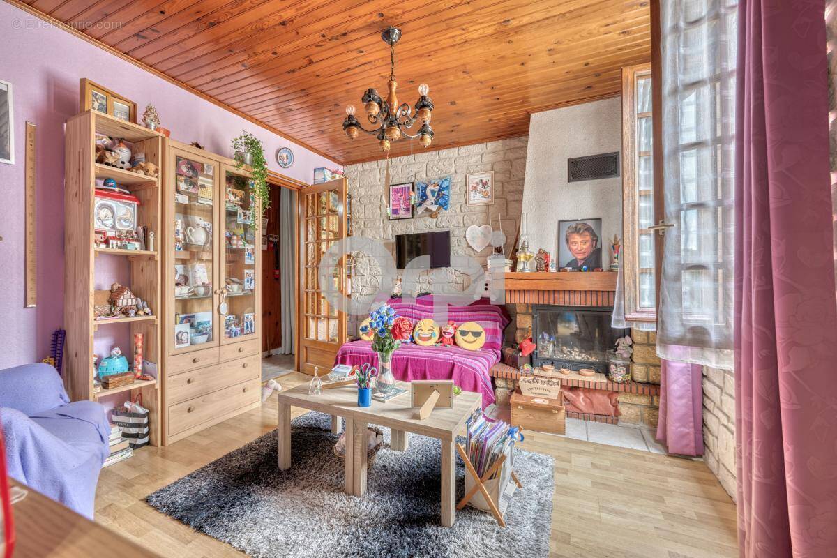 Appartement à VILLEMOMBLE